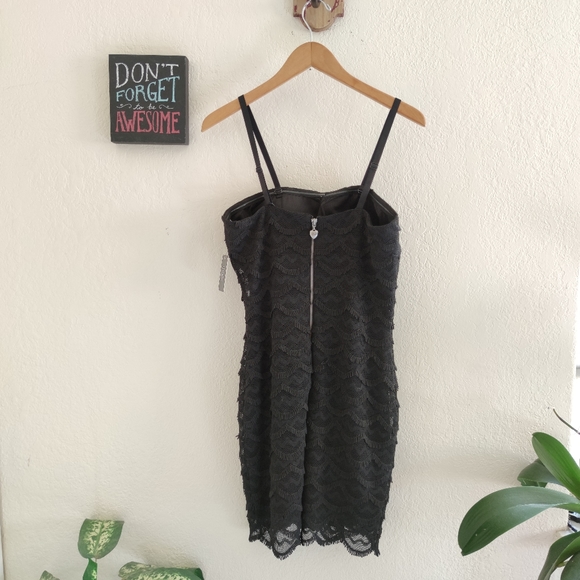Guess 💜 NEW‎ Ashley Tiered Lace Sheath Dress Black - Picture 11 of 12